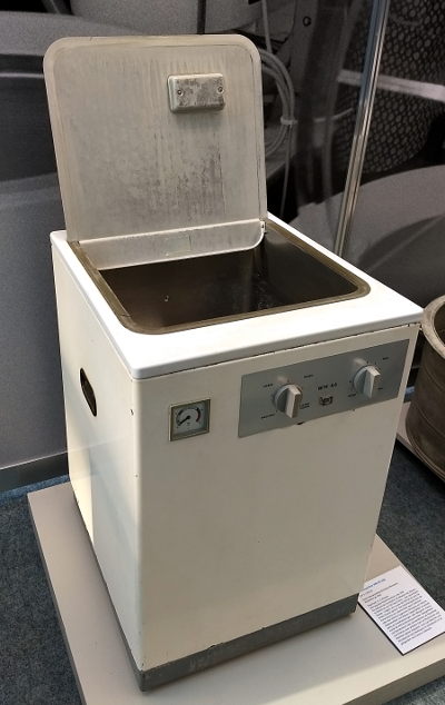 Waschmaschine Foron WM66, wurde auch zum Kochen von Bockwürsten und zum Bierbrauen verwendet