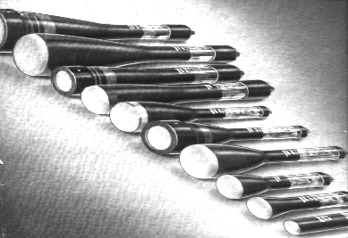 Verschiedene Oszillographenröhren Verschieden Oszillographenröhren aus der Produktion des Funkwerk Erfurt