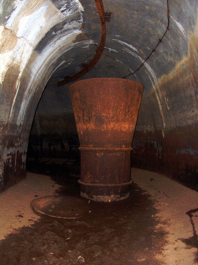 Überlauftrichter im Wasserschloss des Conrod Wasserkraftwerkes in Thüringen